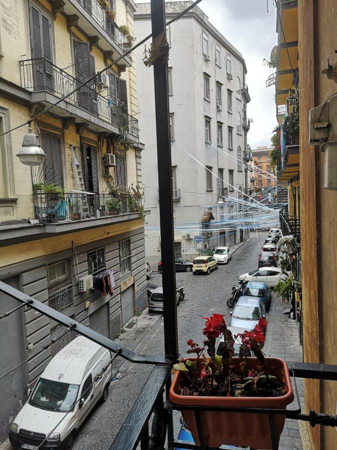 Apartamento La Casa Sulla Nuvola Duomo Centro Storico Di Napoli Exterior foto